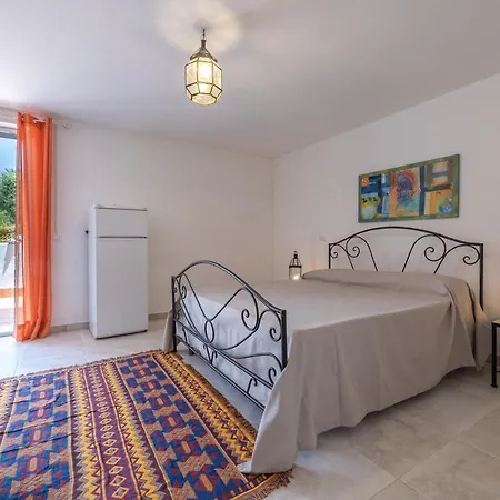 Vila Baia Del Pizzo By Salento Affitti