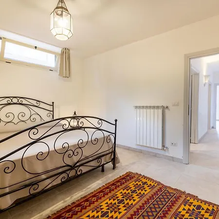 Vila Baia Del Pizzo By Salento Affitti